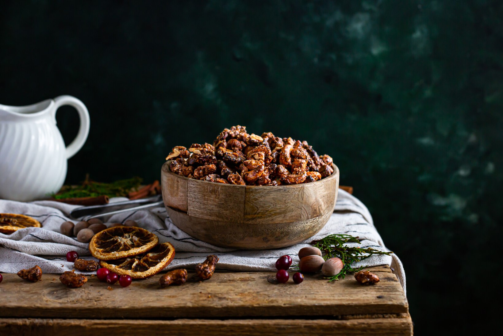 LAPSED KÖÖGIS | Krõbedad jõulupähklid, mis maitsevad ülihästi!