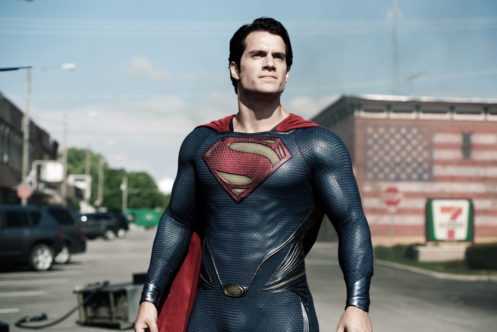 Henry Cavill sai ootamatult Supermani rollist kinga 