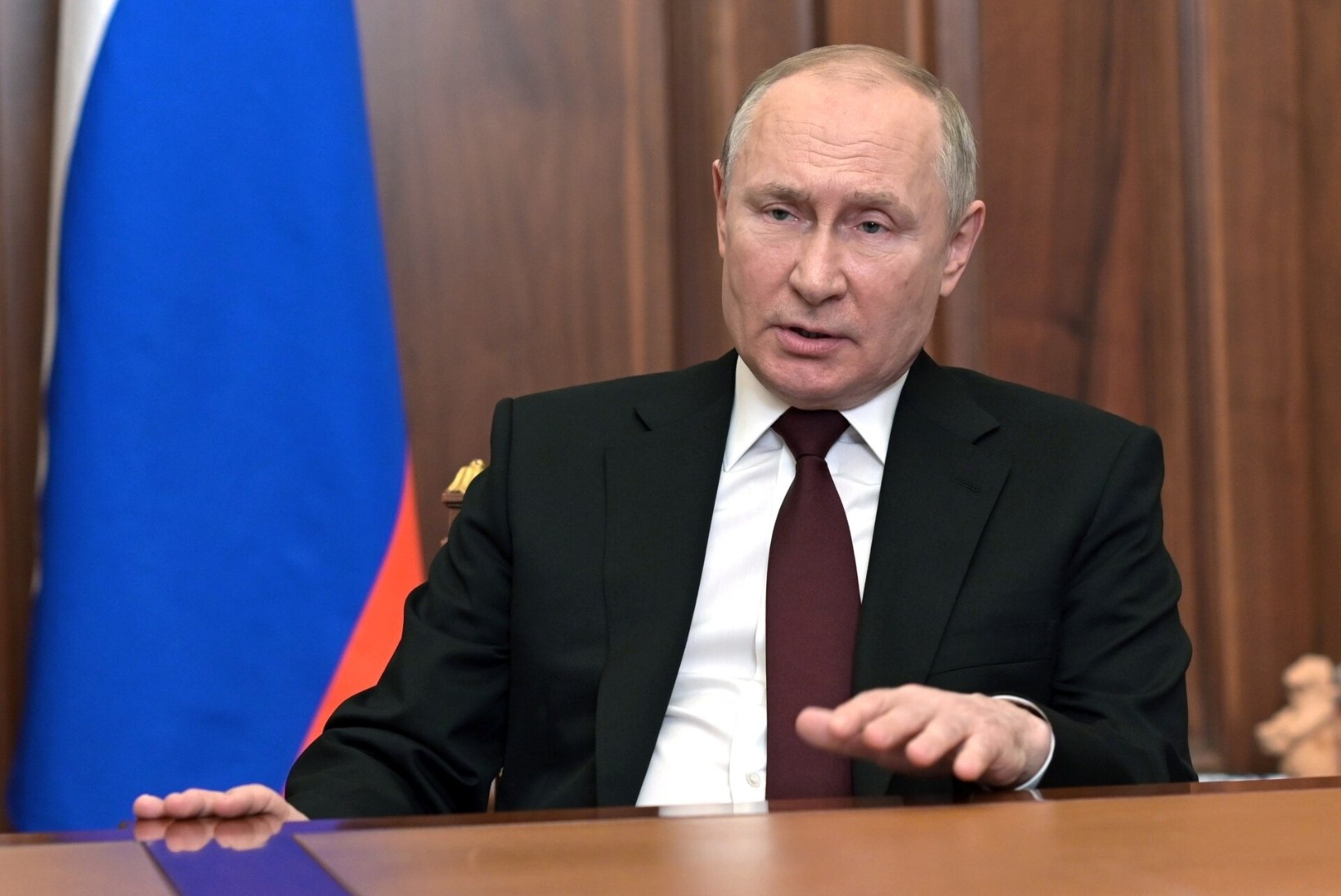 VAHETUSKAUP? Putin eelistaks sõda Ukrainas meistrite liiga finaalile Peterburis