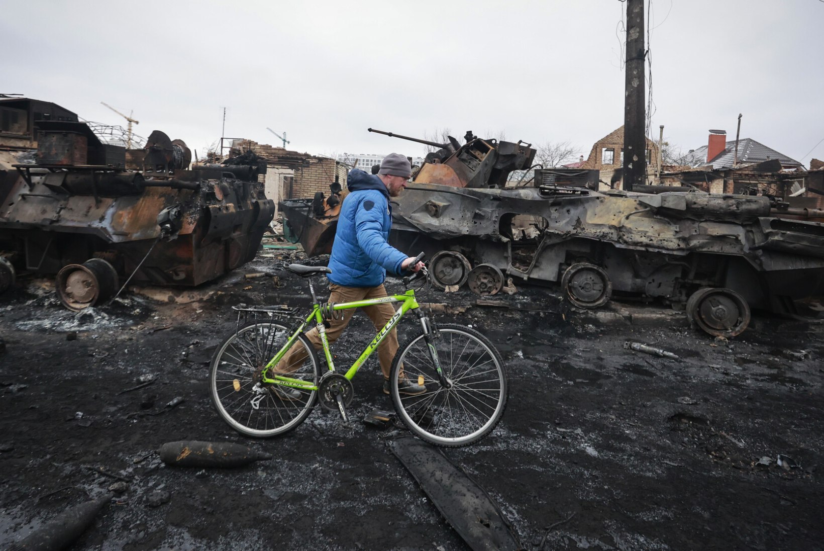 BLOGI | SÕDA UKRAINAS, KUUES PÄEV: Ukraina suuruselt teist linna pommitatakse halastamatult, tsiviilelanikud kannatavad üha rohkem