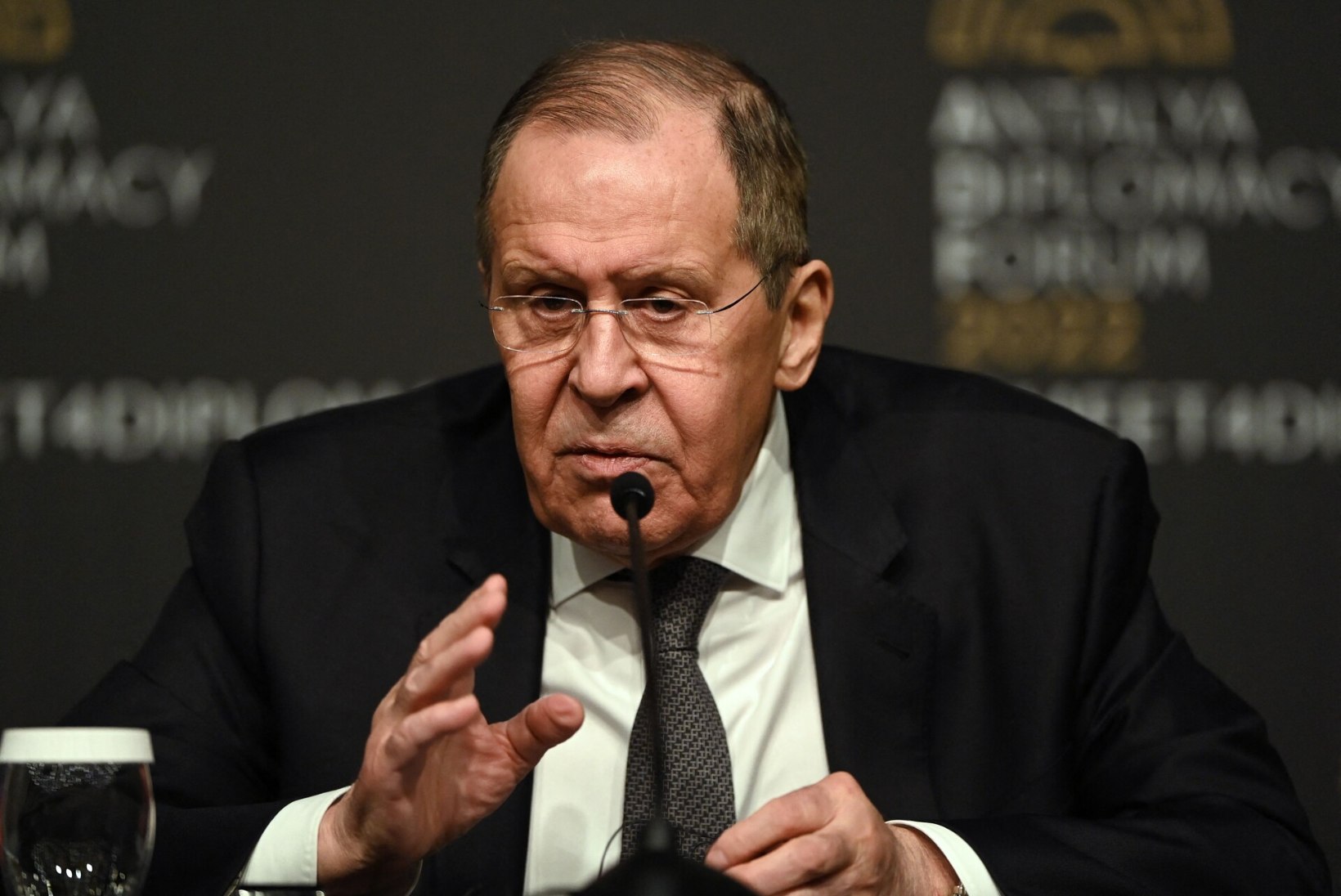 VÕIMALIK VAID TÜRGIS! Erkki Sarapuu trehvas saunast tulles Venemaa välisministrit Sergei Lavrovi