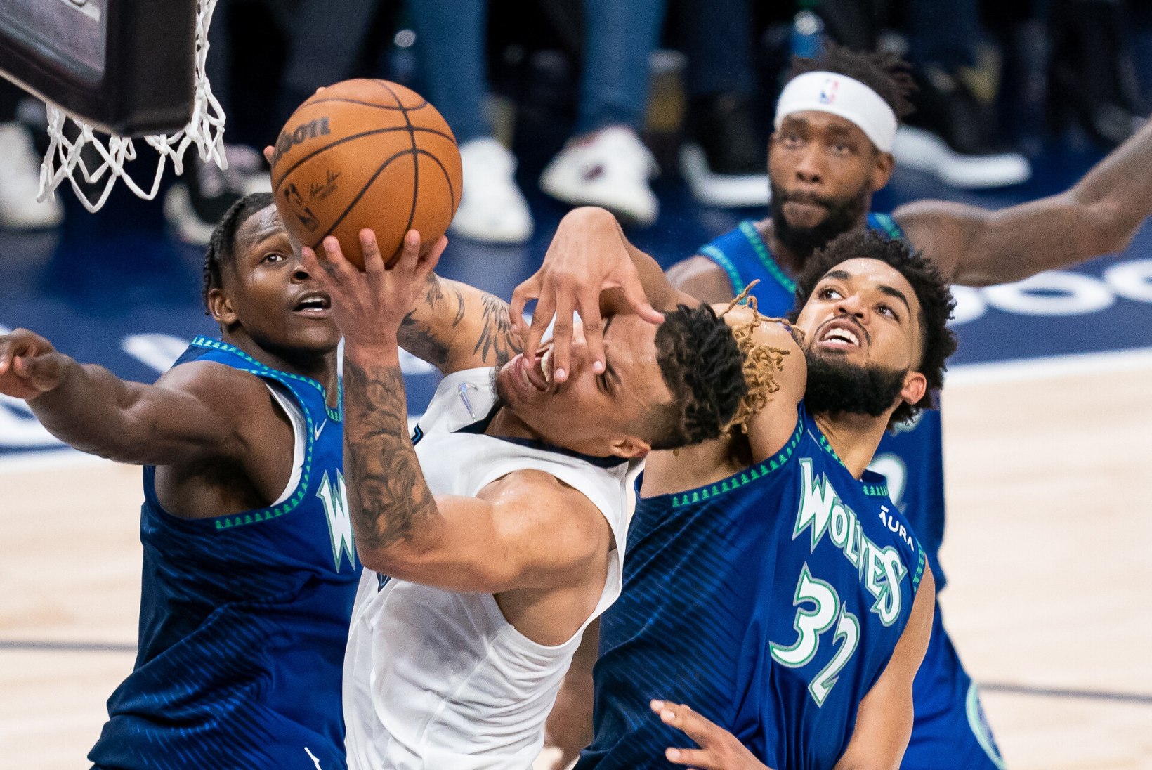 NBA play-offides ajalugu teinud Memphis jõudis viimasena teise ringi