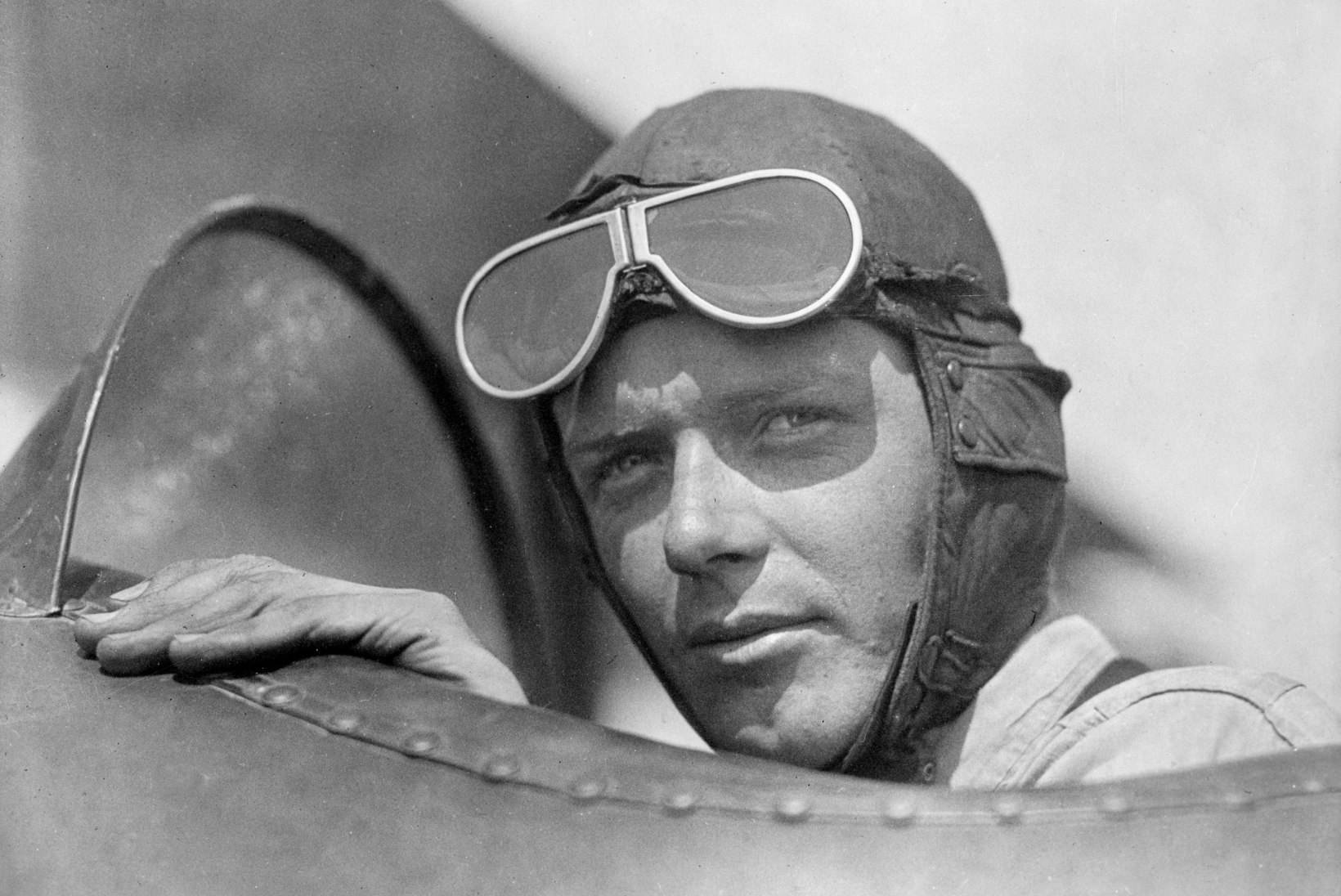 JÕLETU HÄLLIRÖÖV: lennundussangar Lindberghi süüdistati omaenda lapse tapmises