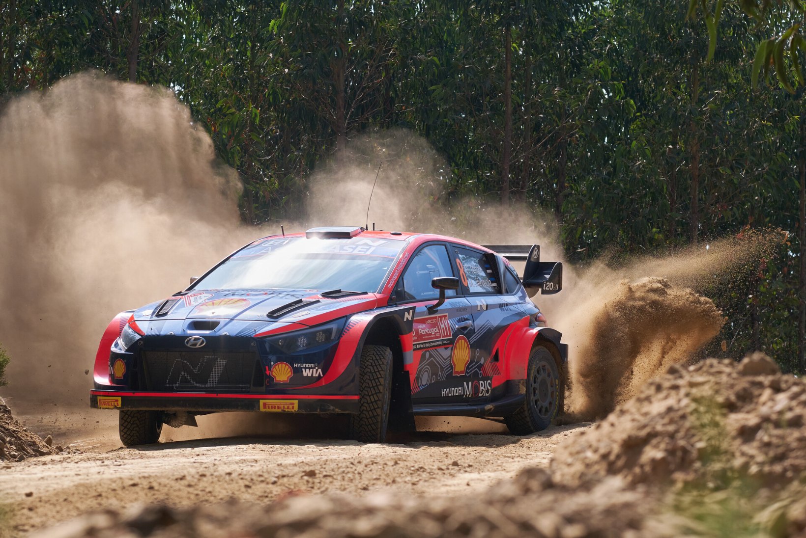 WRC tiimid nõuavad probleemile kiiret lahendust: „Ma pole kindel, kas piloodid suudaksid Keenias katsed üldse lõpuni sõita.“