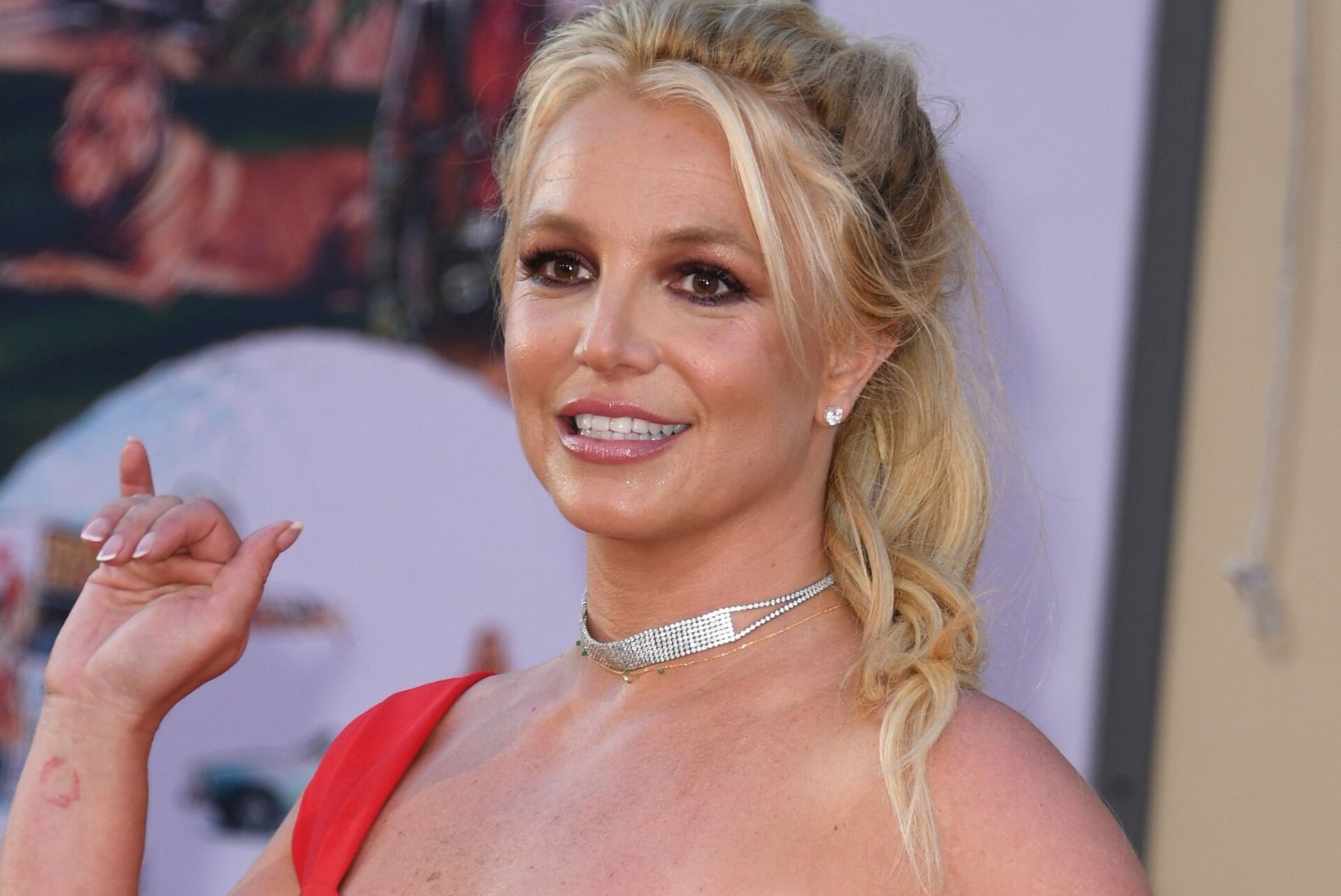 Britney vihtus oma pulmas tantsu briljantidest stringide väel