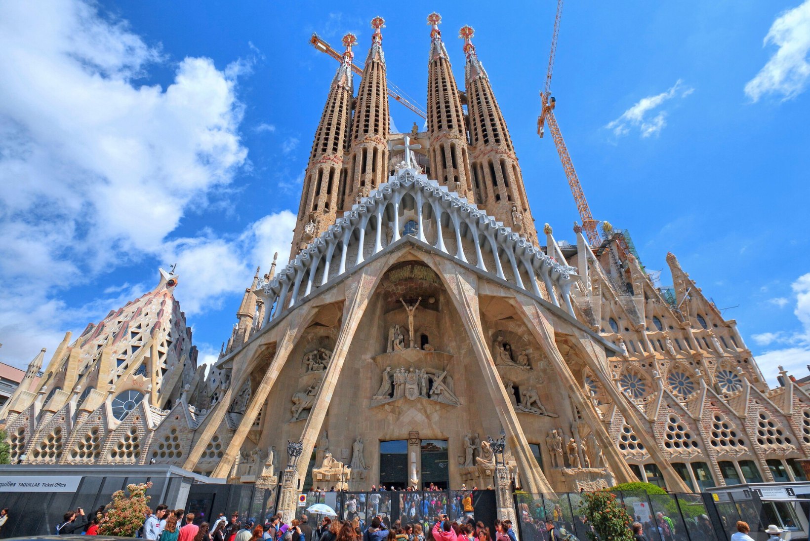 Hispaania tuntuim arhitekt Antoni Gaudí suri kui haledaim kerjus