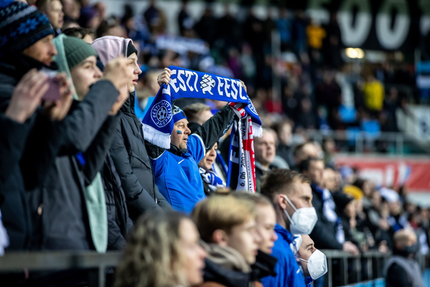 „KOLMAS POOLAEG“ | Staarfännide hinnang: Eesti jalgpall on nagu oma s*tt – näed, et haiseb, aga vaatad ikka
