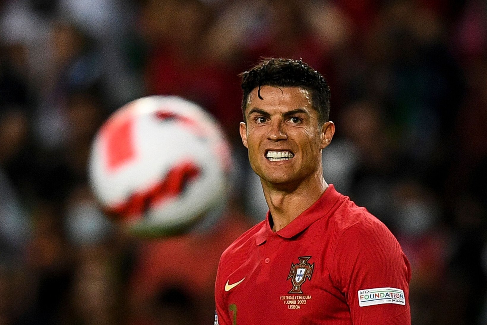 United ei kavatse Ronaldot kodusele rivaalile müüa