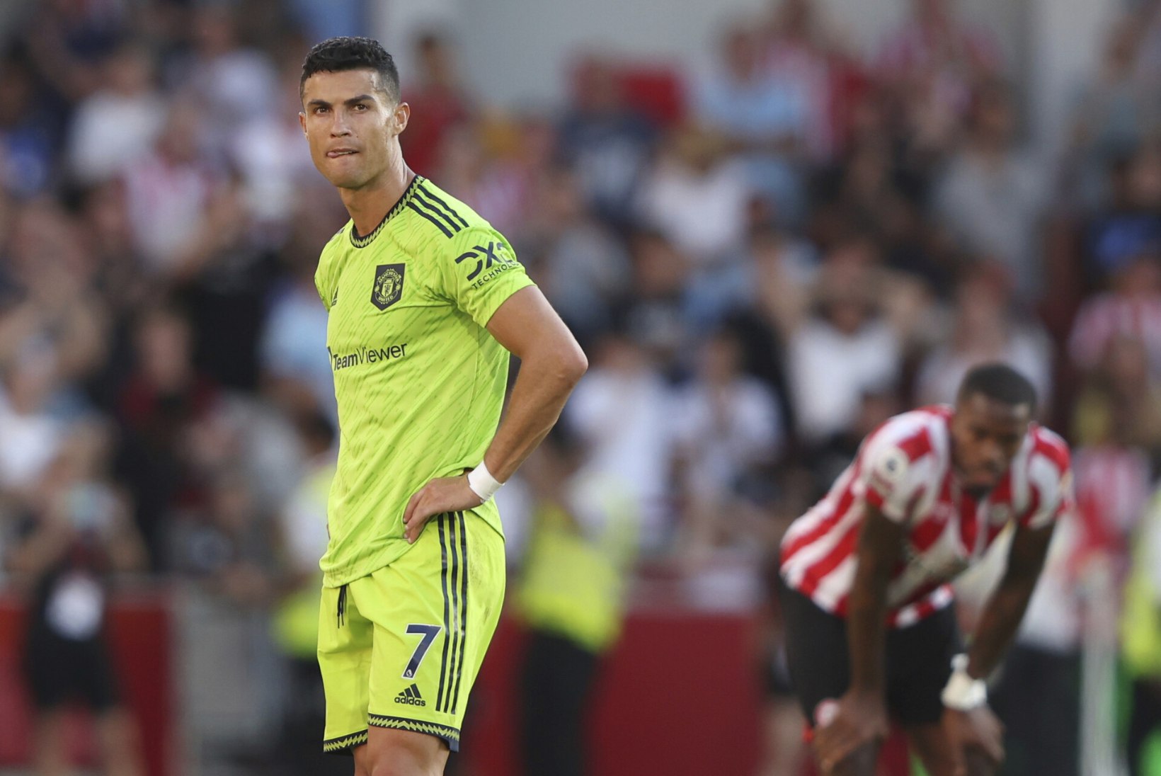 United tühistab Ronaldo lepingu, kui Portugali staar oma suhtumist ei paranda