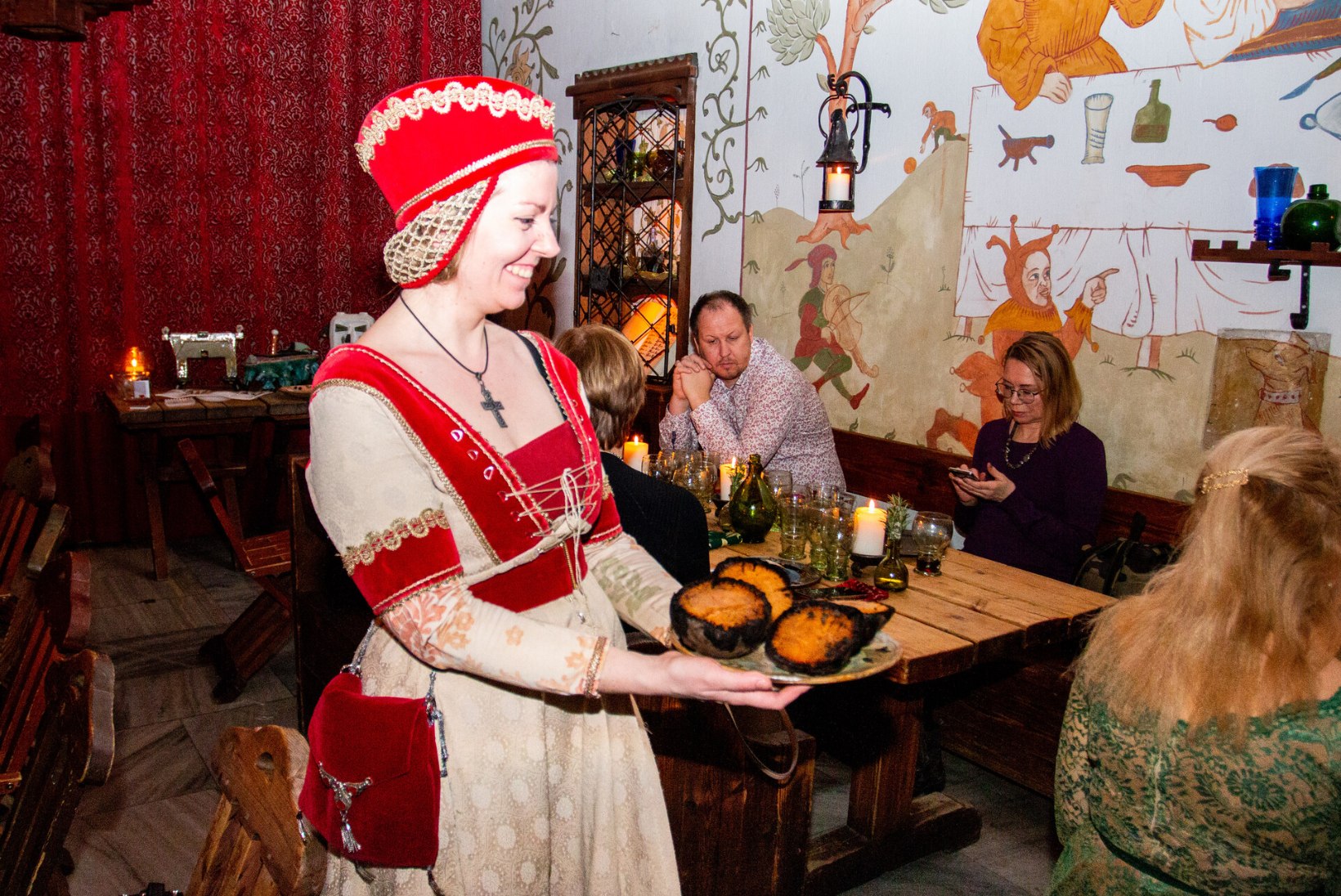 GALERII | Olde Hansa soomlasest peremees Auri Hakomaa rõõmustab: tänu pandeemiale leidsid tee minu restorani lõpuks ka eestlased