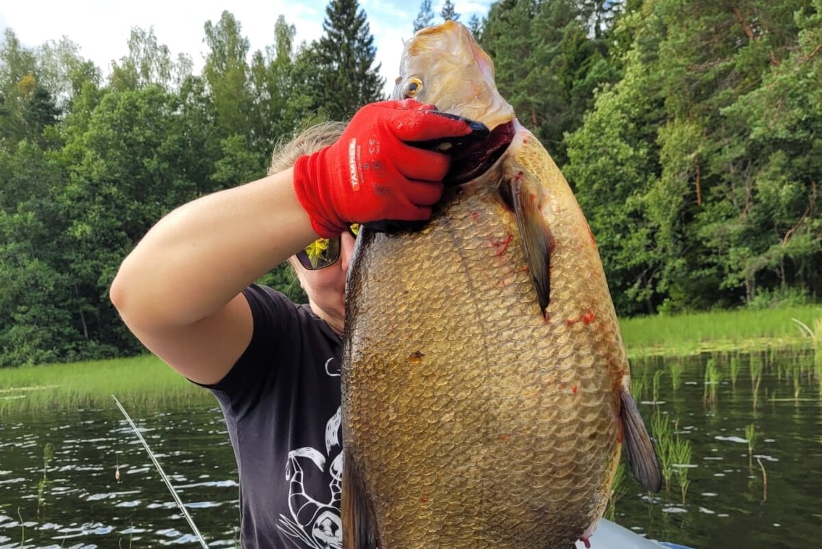 Juhtkiri | Esitleme Eesti suurimat ja ühtlasi vanimat latikat!
