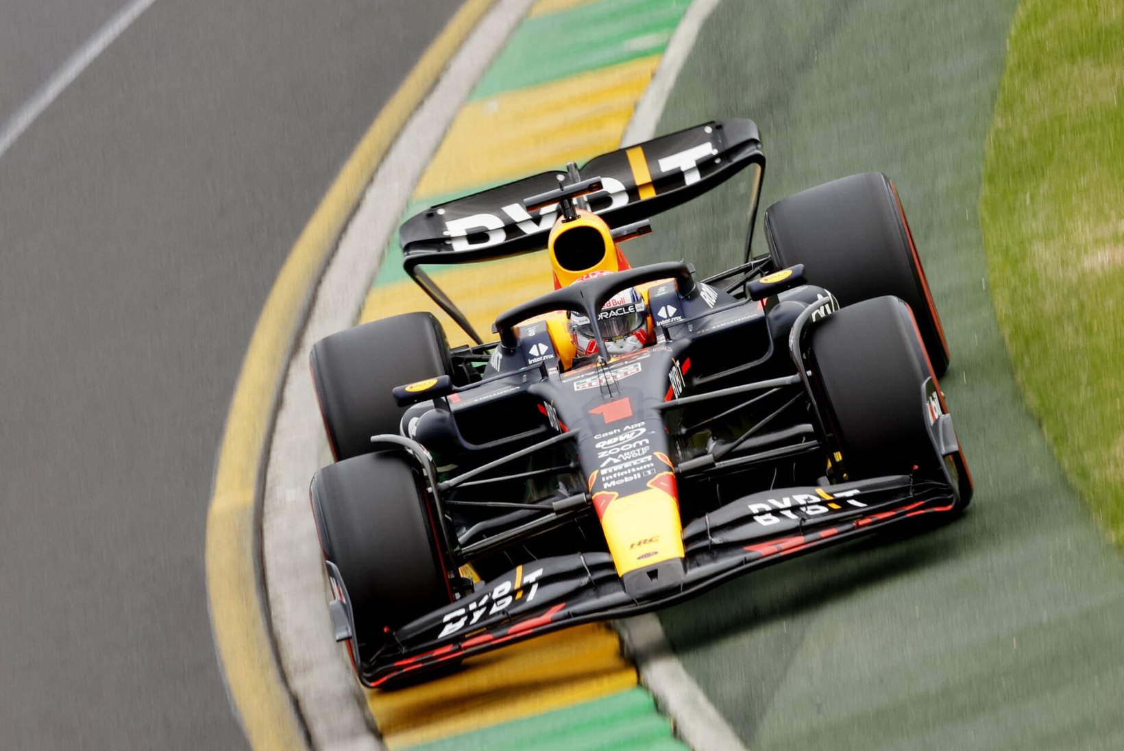 F1 BLOGI | Kummalise lõpuga Austraalia GP võitis Max Verstappen