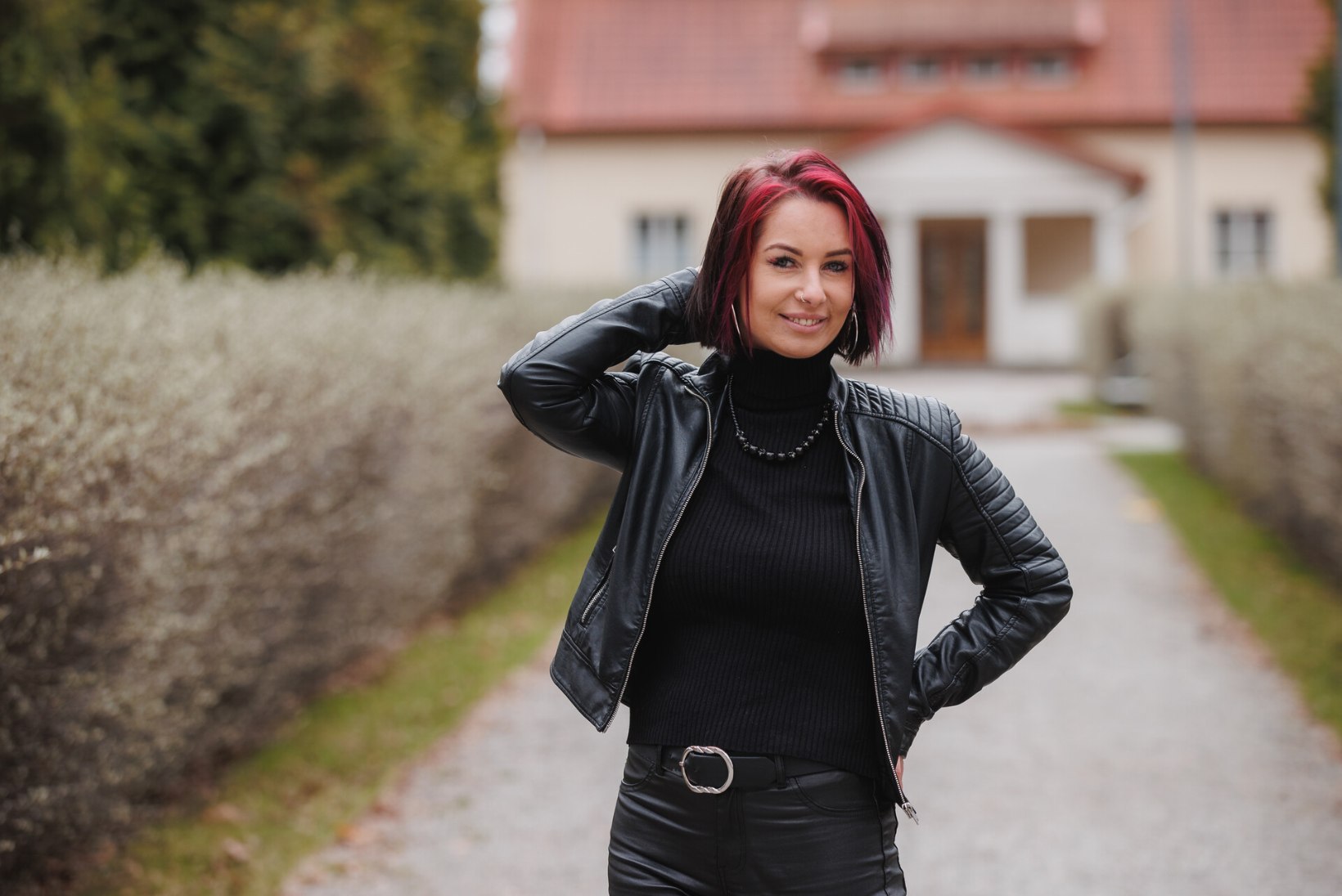 ÕL VIDEO | KUULUS TIKTOKIS | Soomestunud eestlanna Karin: siin ei saa midagi läbi tutvuste tasuta, ämm pakkus isegi mustikate eest raha