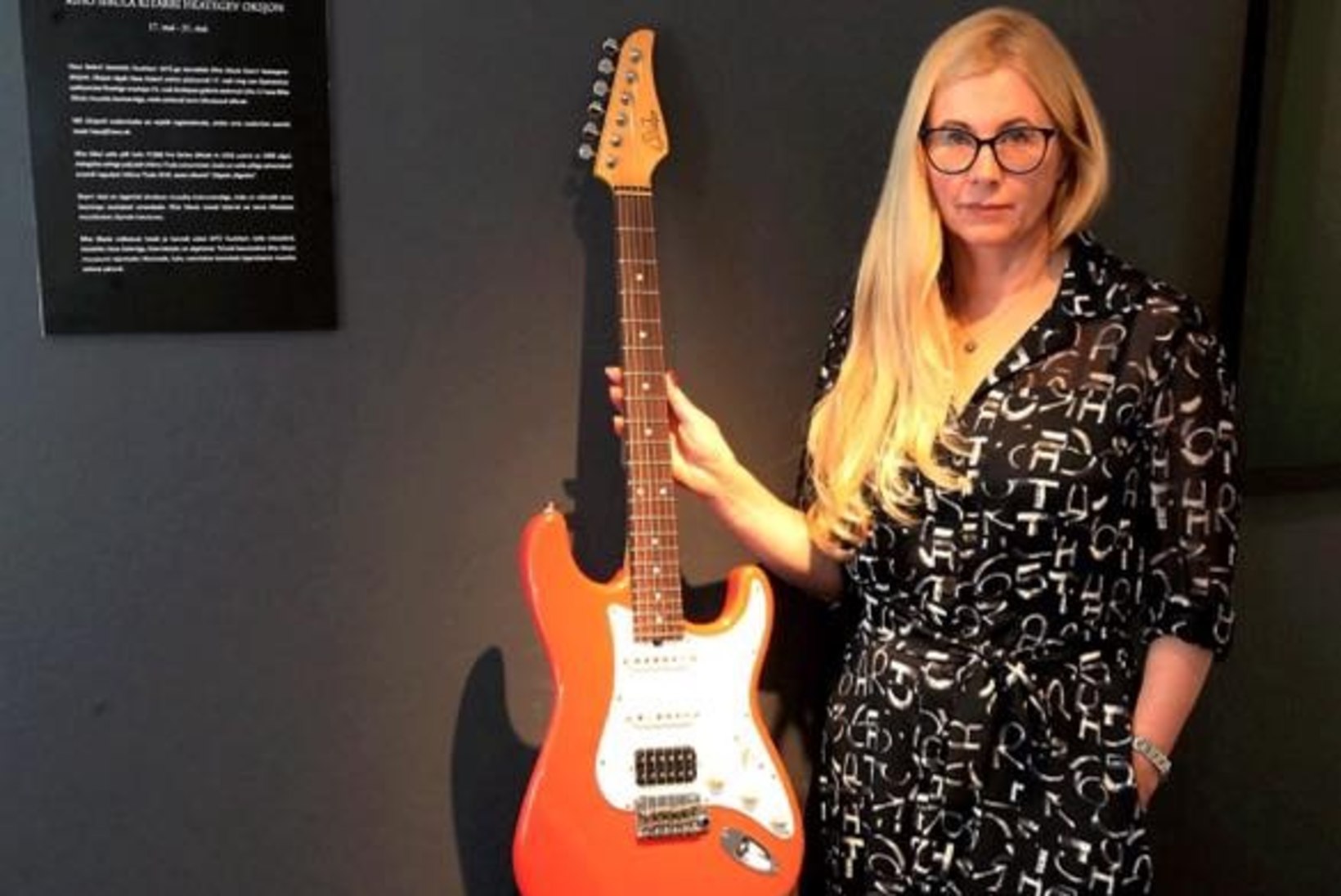 Riho Sibula kitarr müüdi oksjonil rekordilise 20 000 euroga
