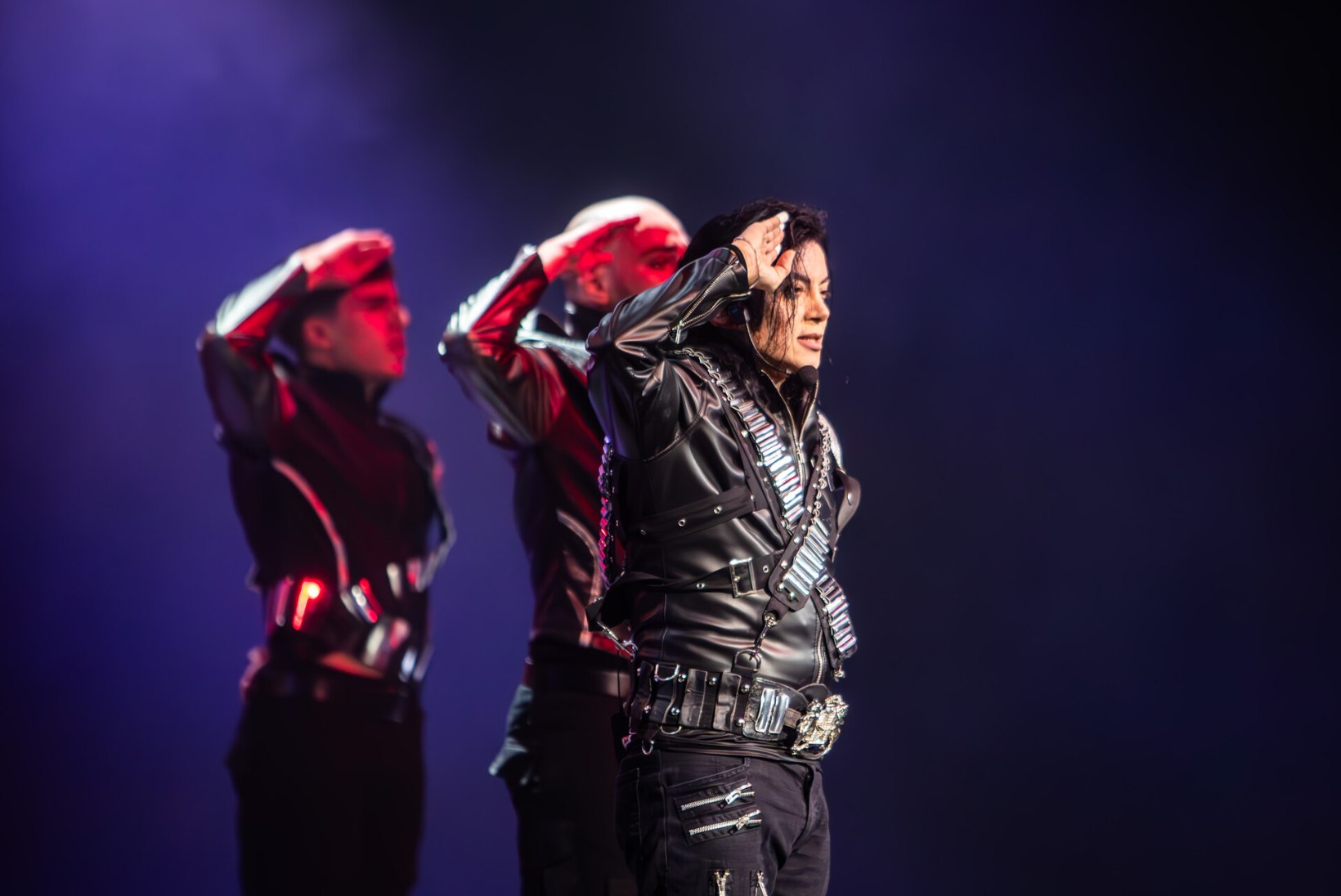 GALERII JA REPORTAAŽ | Peaaegu nagu päris! Michael Jacksoni teisiku kontsert tõmbab rahva käima: üks daam tantsib terve aja vahekäigus