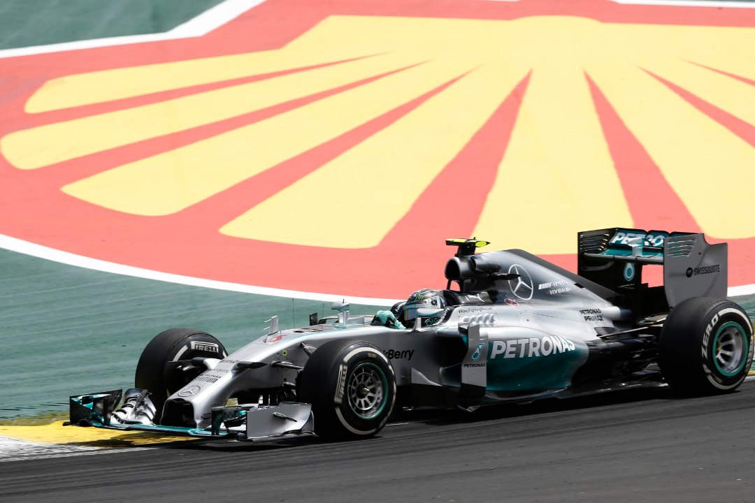 FOTOD: Rosberg võitis eelviimase etapi, Hamilton säilitas liidrikoha