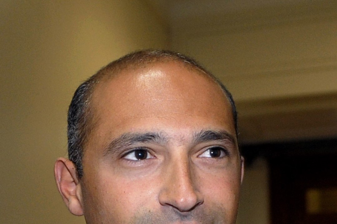 Prantsuse välisministri kasiinosõltlasest poega ähvardab vangistamine