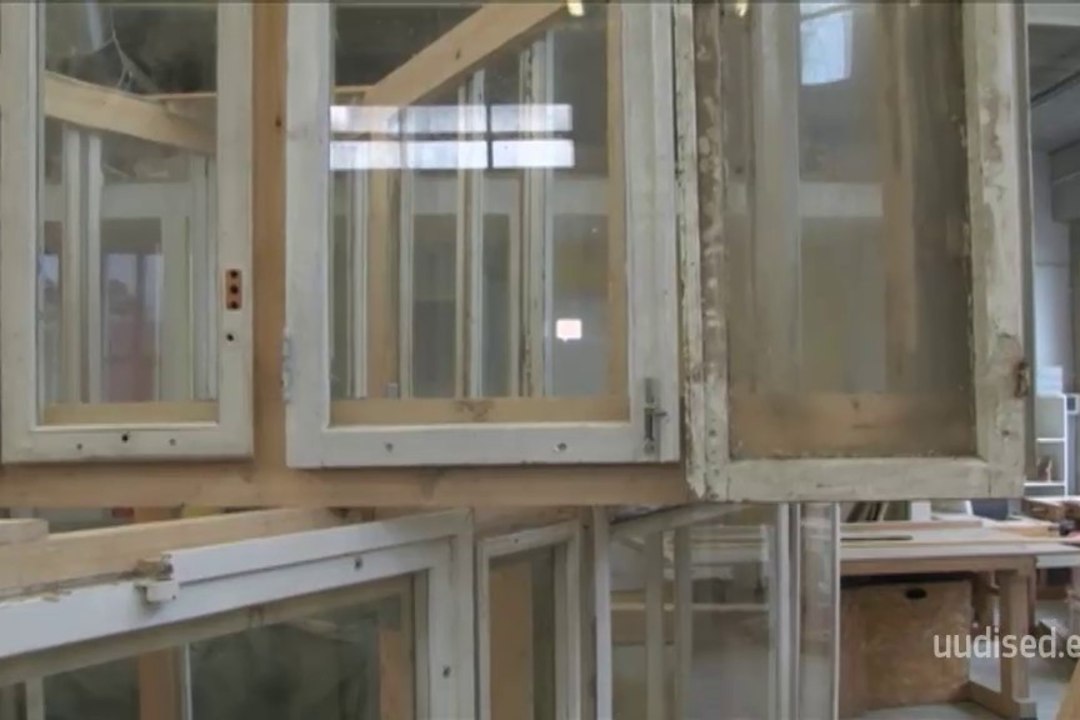 TV3 VIDEO | Rakvere jõulupuu valmistatakse sellel korral prügimäe akendest, linnaelanikud igatsevad aga ehtsat kuuske