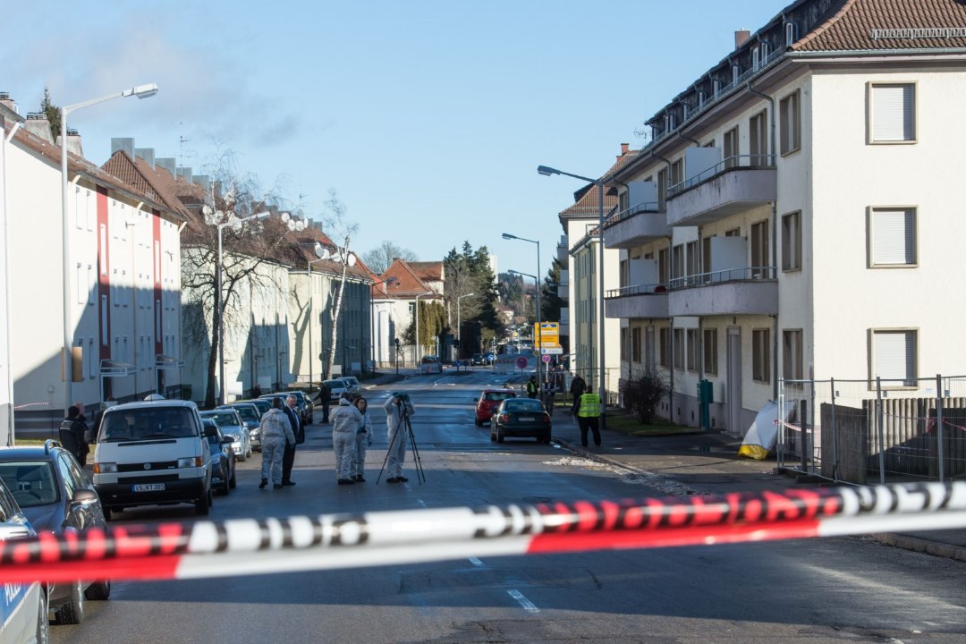 FOTOD | Lõuna-Saksamaa varjupaigataotlejate keskust visati granaadiga
