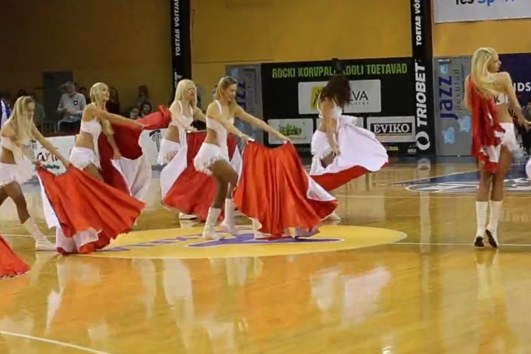 ÕHTULEHE VIDEO | Tartu Rocki tantsutüdrukute hurmav tants