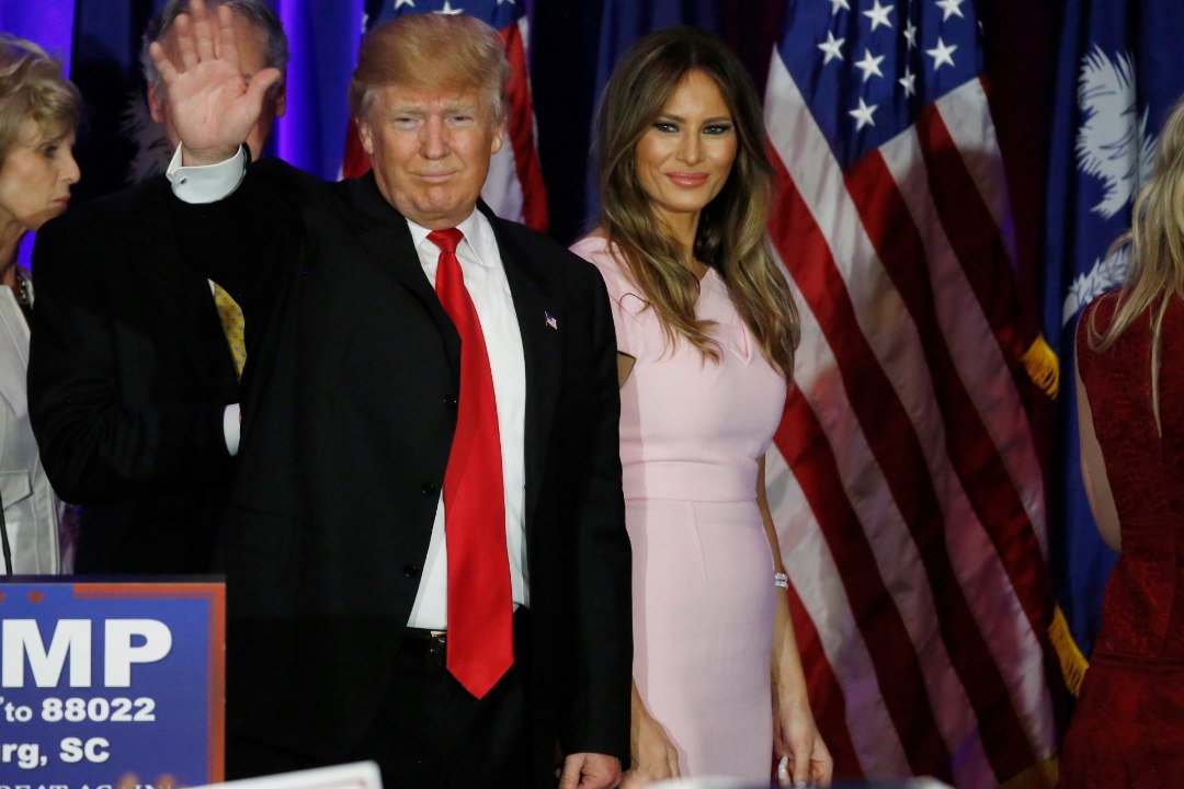 Melania Trump unistab abikaasa edu valguses juba Valgest Majast