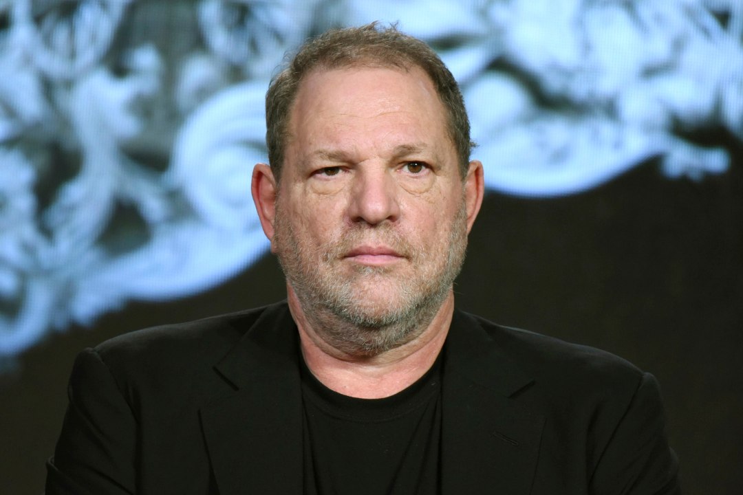 KURIOOSNE JUHTUM: ahistamissüüdistustega Harvey Weinstein vallandati enda loodud firmast