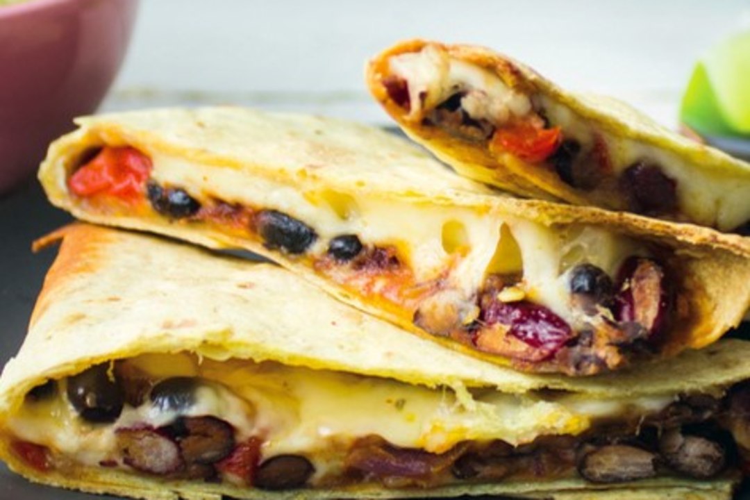 „EESTI LAULU“ kõrvale näksimist: burritod juustu, ubade ja guacamole'ga
