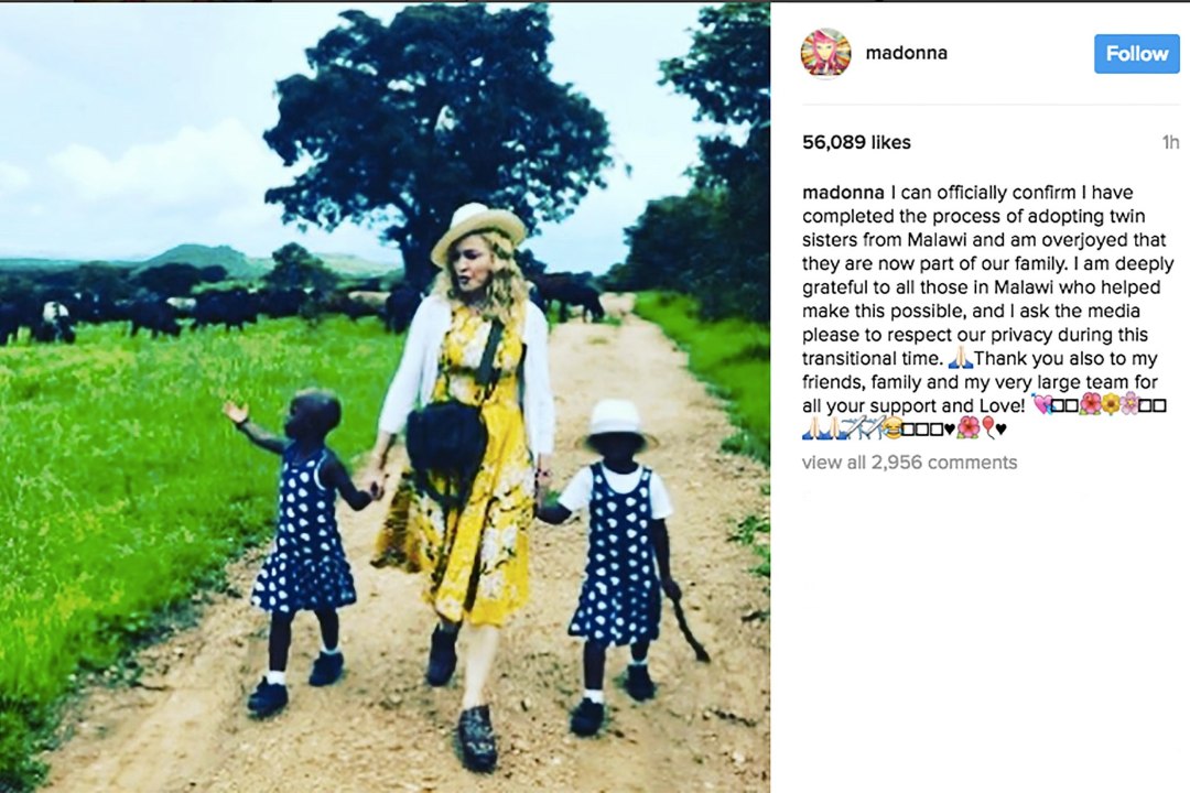 Madonna avaldas foto oma uutest kaksiktütardest