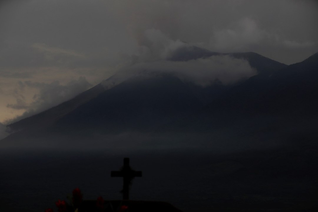 Guatemalas on pärast vulkaanipurset kadunuks jäänud ligi 200 inimest