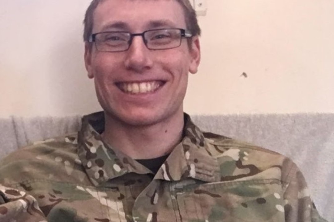 Koroner: Tapal teeninud Briti sõdur suri enda tekitatud kuulihaava tagajärjel