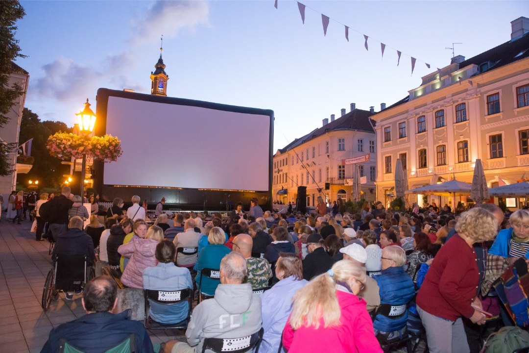 GALERII | PÖFFi armastusfilmide festivali Tartuff avaüritust külastas ligikaudu 2400 inimest
