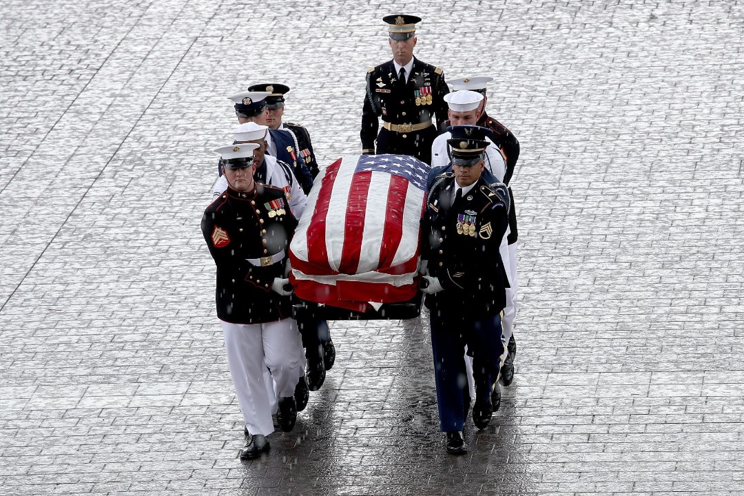 „See ei pea nii s**t üritus olema“: McCain palus matustele kõnelema oma suurimad rivaalid