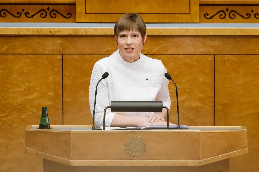 President Kaljulaid valmistub muskleid näitama