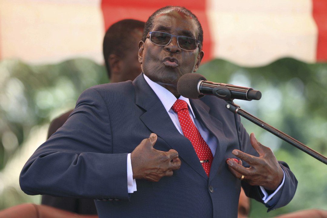 Suri Zimbabwe endine riigipea Robert Mugabe