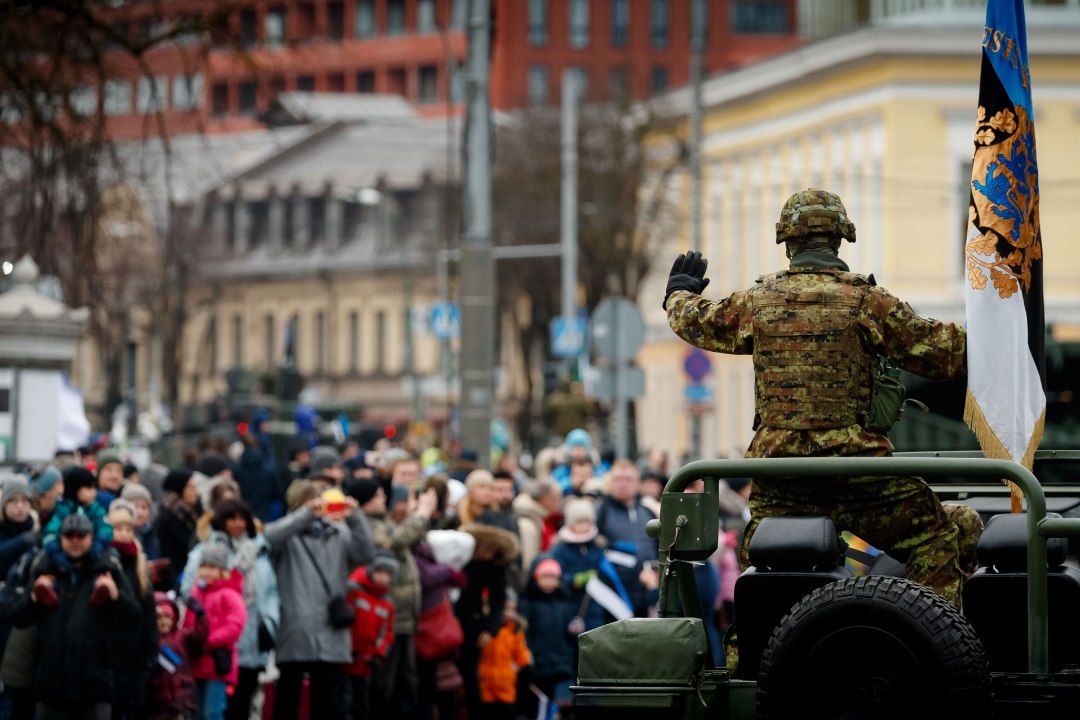 KAART | Vaata, mis kell ja kuidas kaitseväe paraad Tallinna liiklust piirab!