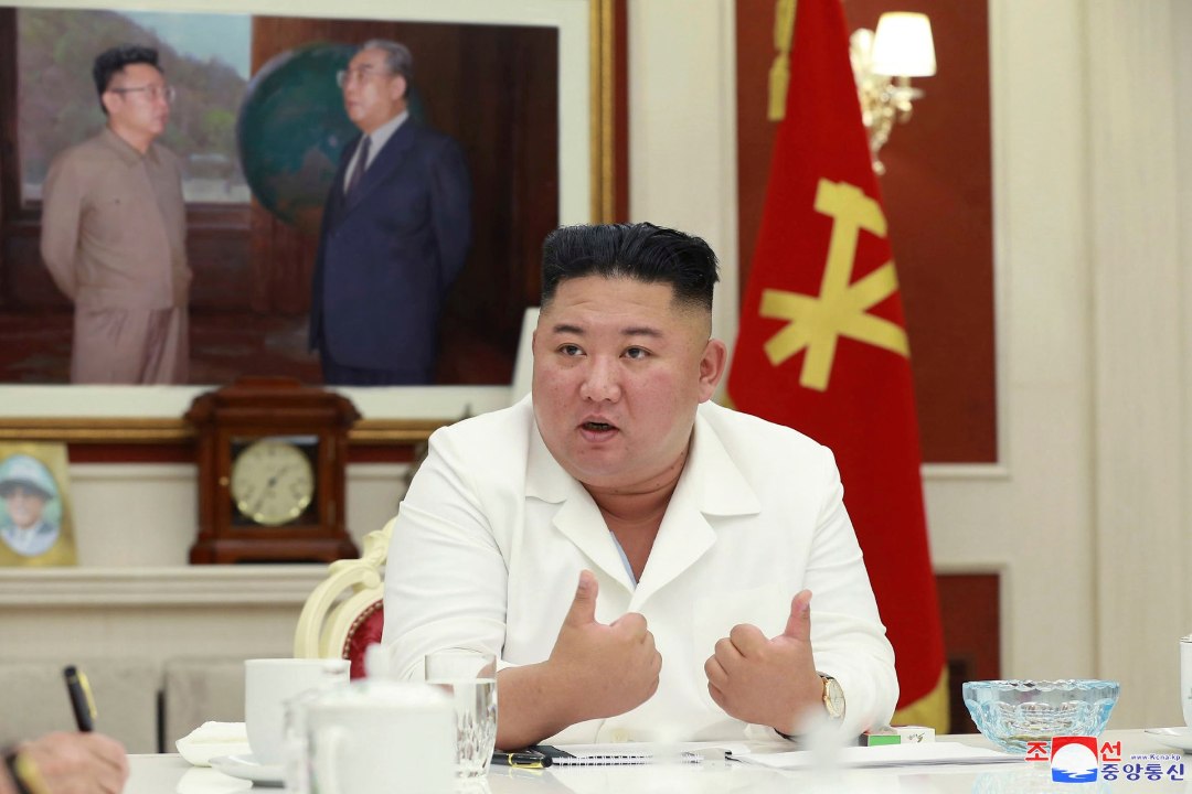 Kim Jong-un muretseb üleujutuste tõttu Põhja-Korea toidutagavarade üle
