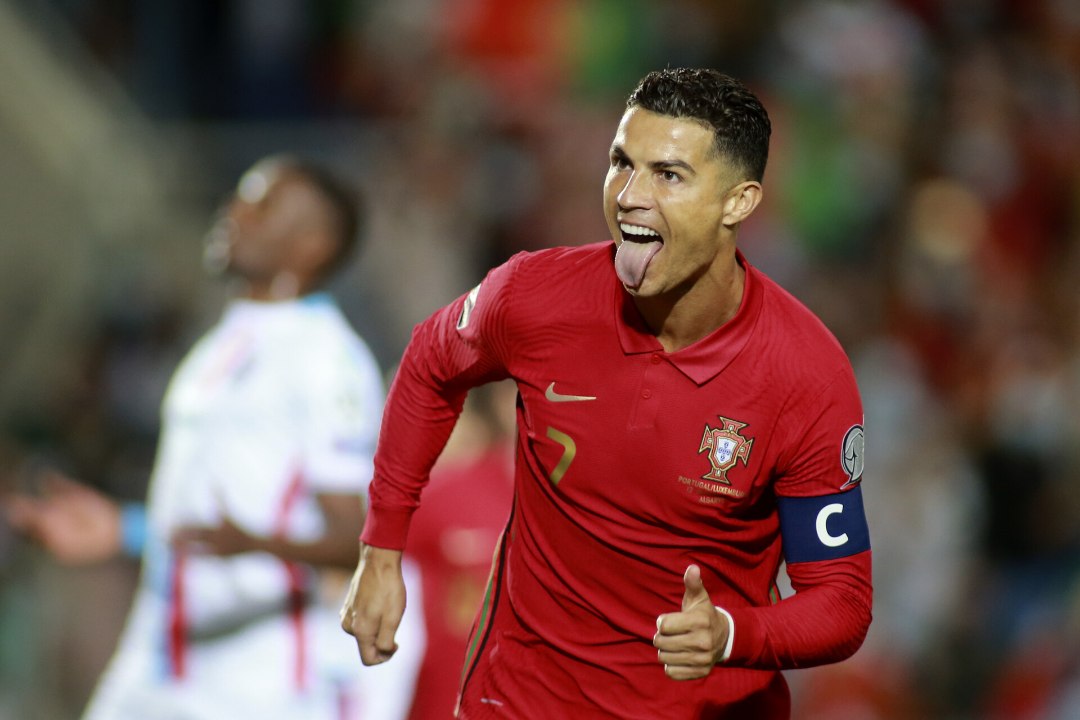 Ronaldo lõi kübaratriki ning püstitas järjekordse rekordi