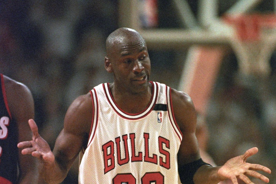 VIDEO | Täna 35 aastat tagasi: nooruke Michael Jordan tõusis Chicago Bullsi legendiks ja andis tuleviku osas tormihoiatuse