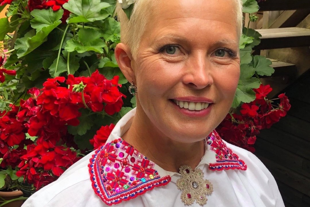 EVELIN ILVES | Särava pailapse fassaadi taga elutseb ikka veel paras annus tillukest tigedat varganägu
