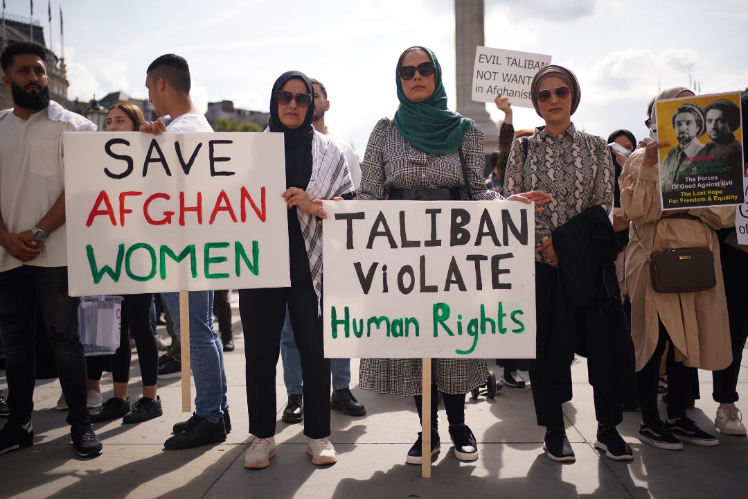 TALIBANI VALITSUS: naised saavad õpinguid jätkata, kuid peavad täitma teatud tingimusi