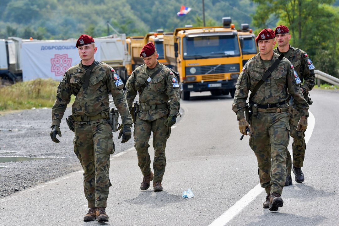 TÜLI NUMBRIMÄRKIDE PÄRAST: pinged Serbia-Kosovo piiril kuhjuvad