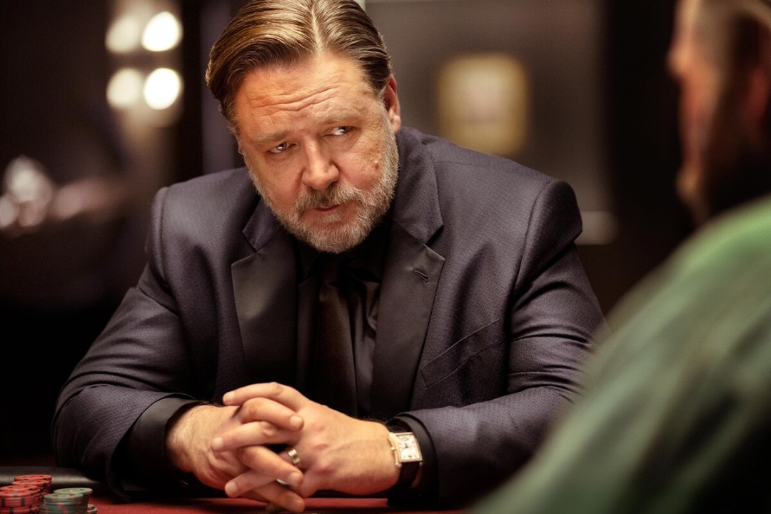 ARVUSTUS | Aasta lohakaim film? Russell Crowe’ „Pokkerinägu“ unustab nii pokkeri, karakterid kui stsenaariumi