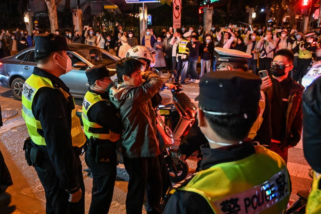 „MAHA XI JINPING!“ Hiina karm koroonapoliitika on põhjustanud riigis ebahariliku protestilaine