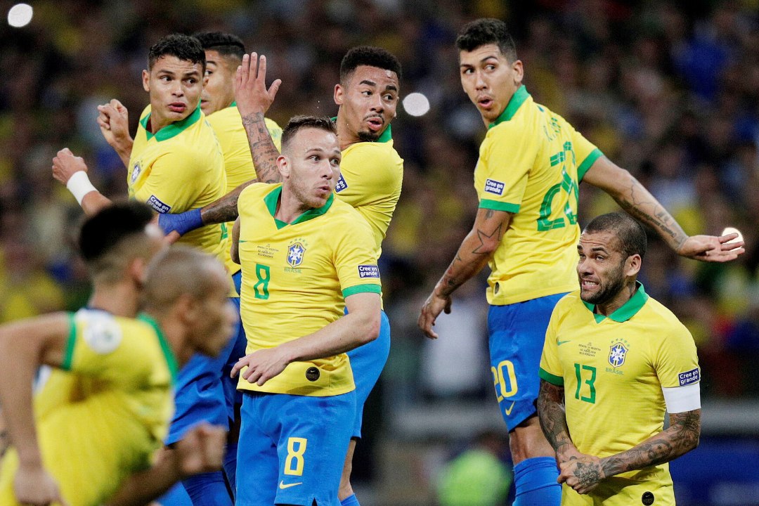 Liverpooli ründetäht MMile sõitvasse Brasiilia koondisesse ei mahtunud
