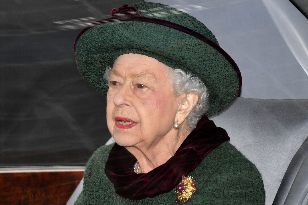 VIDEO | Elizabeth II pihtis leinavale abielupaarile oma tervisemurest