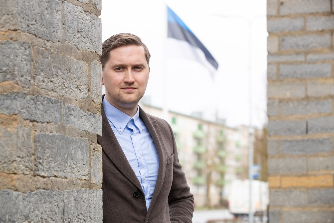 Abipolitseiniku ridadest välja arvatud Jaak Madison jätkab politseiga kohtuvaidlust