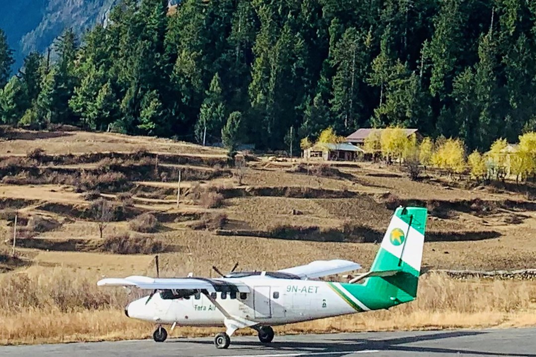 Nepali lennuk Tara Air jäi kadunuks, pardal oli 22 inimest
