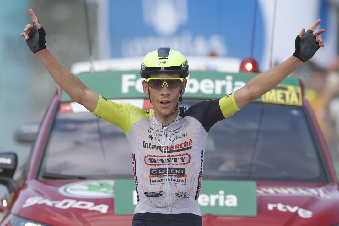 Taaramäe tiimikaaslane mekkis Vueltal etapivõitu