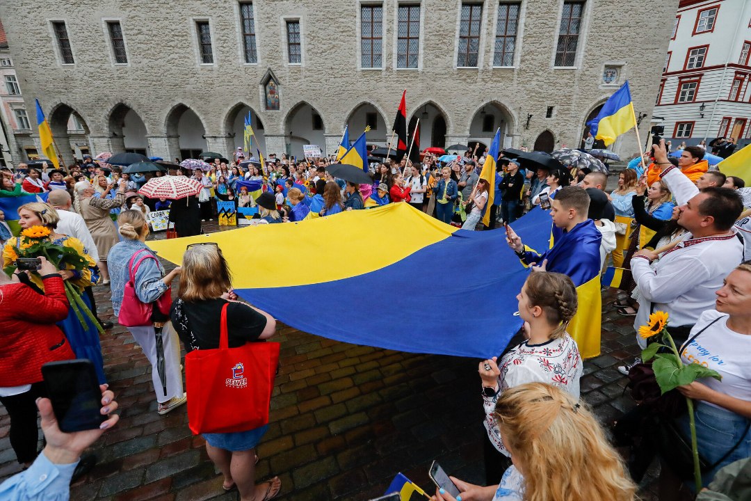 GRAAFIKUD | Kas Ukrainast saabub Eestisse tõepoolest rohkem mehi kui naisi?
