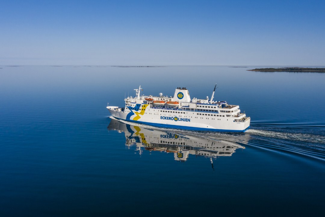 Eckerö Linjeni Rootsi parvlaeval varises kokku autotekk, kaks inimest sai viga